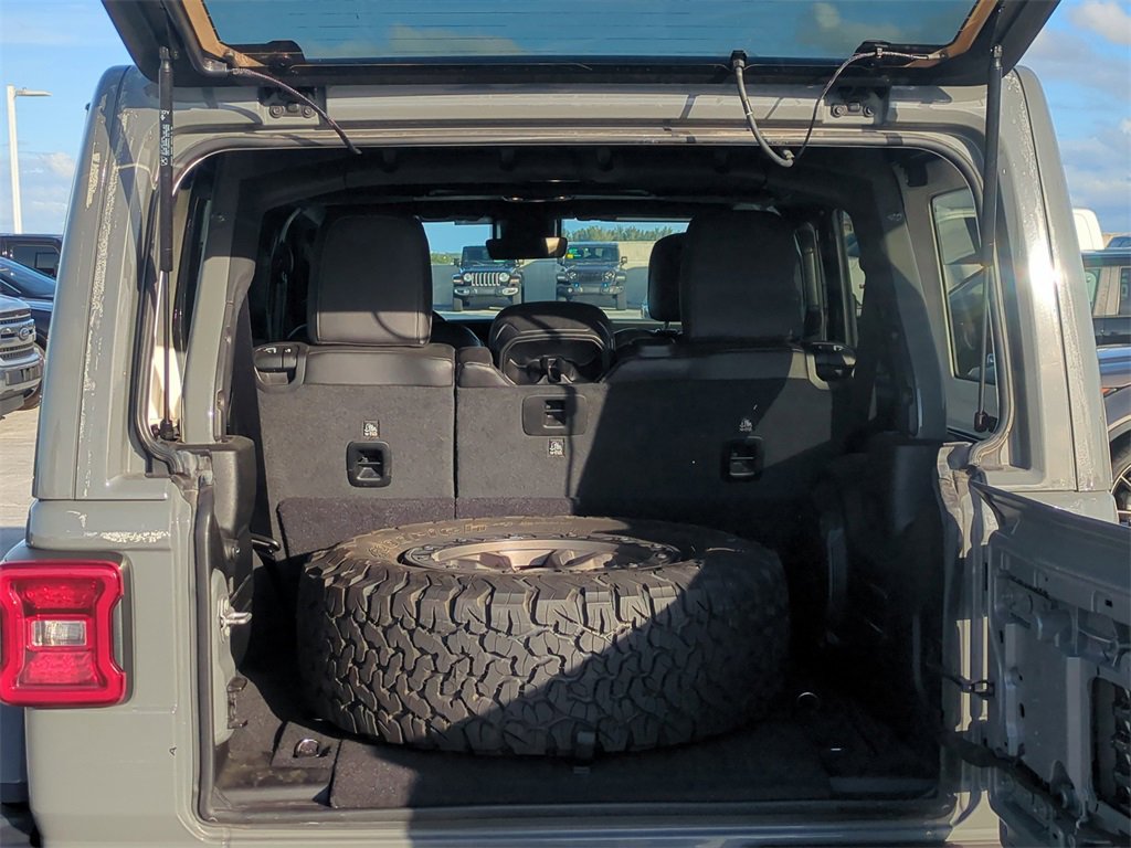 Used 2021 Jeep Wrangler Unlimited Rubicon image 13