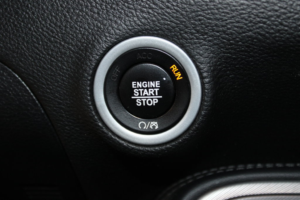 Used 2023 Dodge Challenger SXT RWD image 33