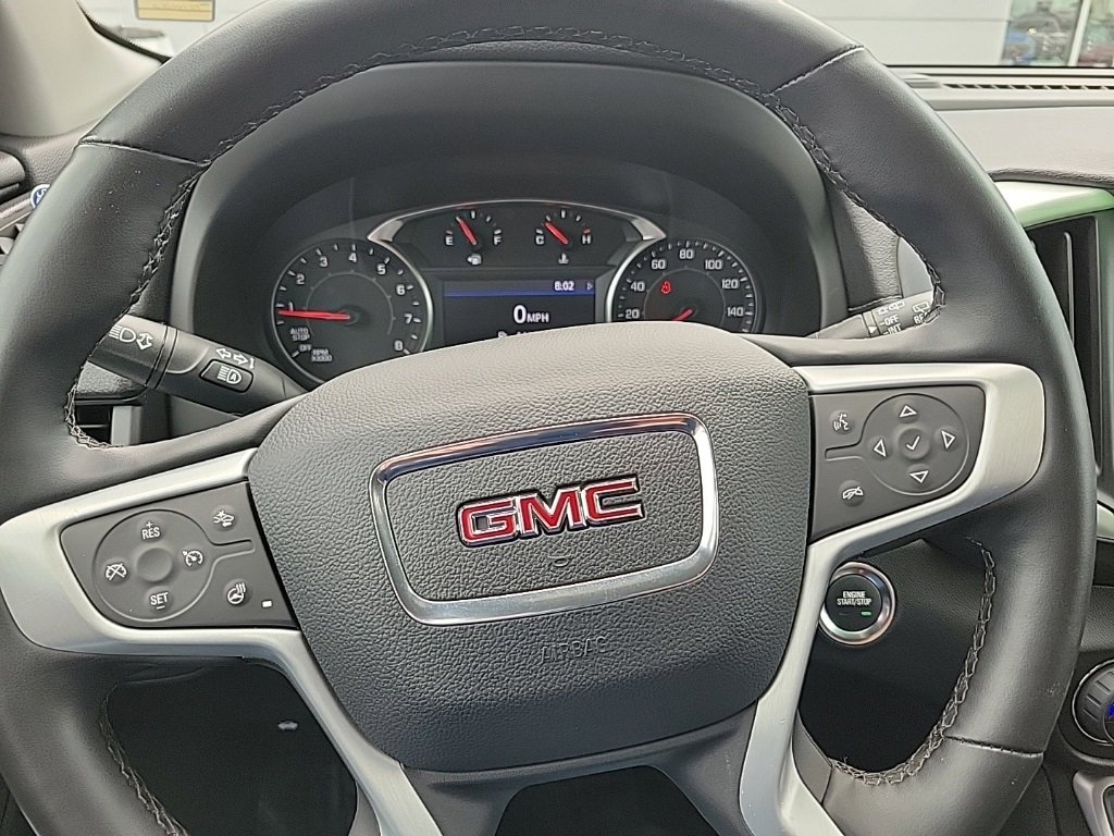 Used 2023 GMC Terrain SLT image 8