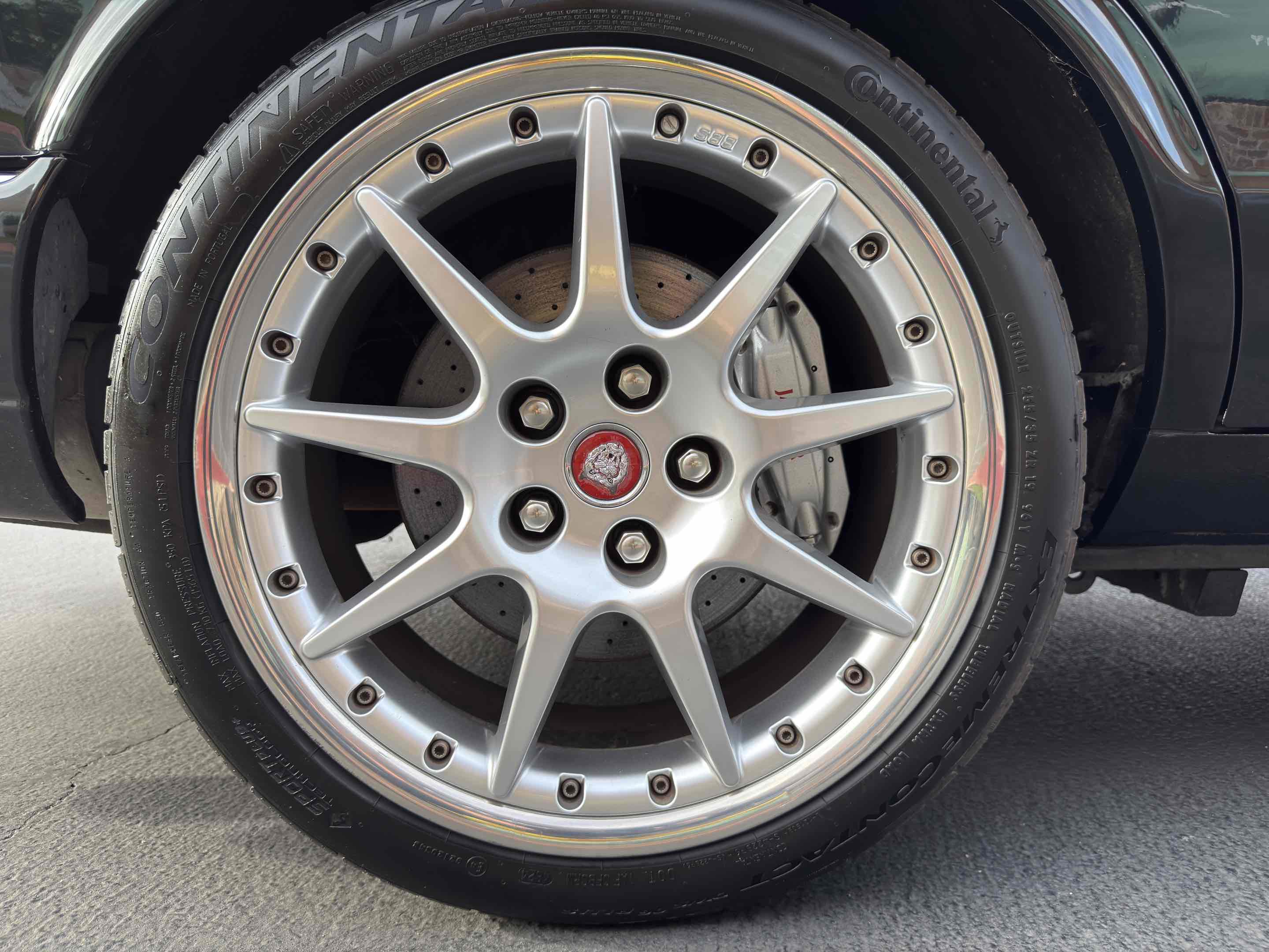 Used 2002 Jaguar XJ8 image 31