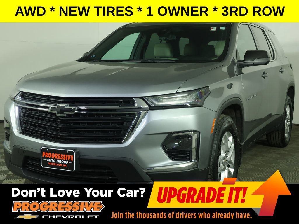 Used 2023 Chevrolet Traverse LS image 1