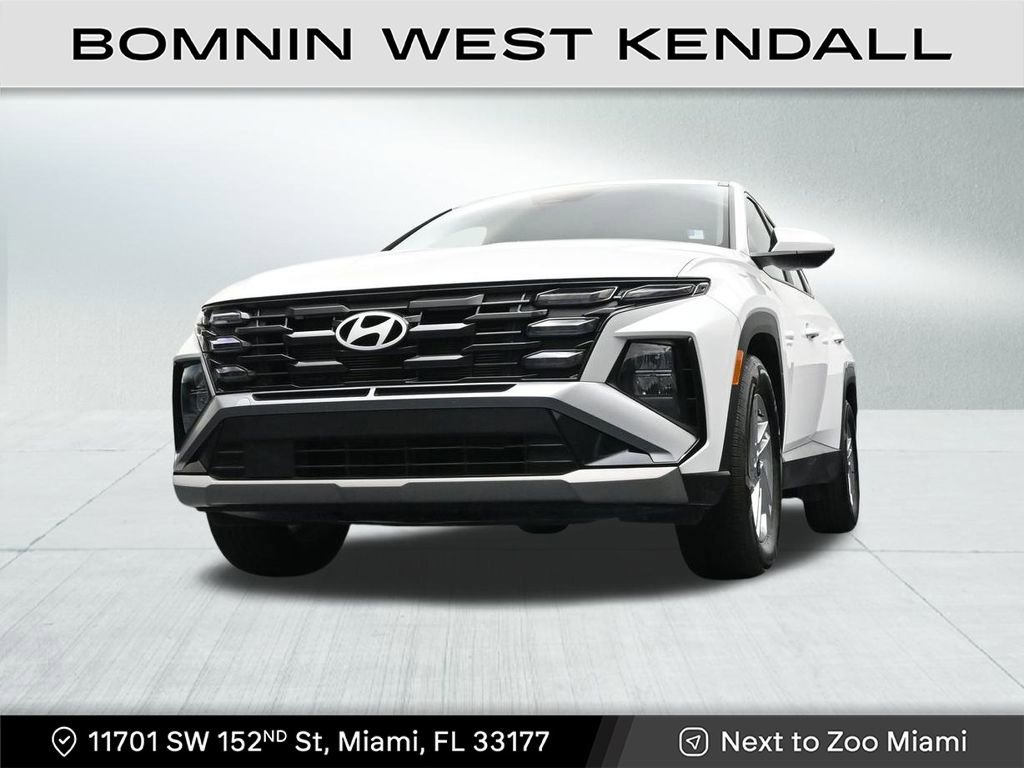 Used 2025 Hyundai Tucson SE image 28