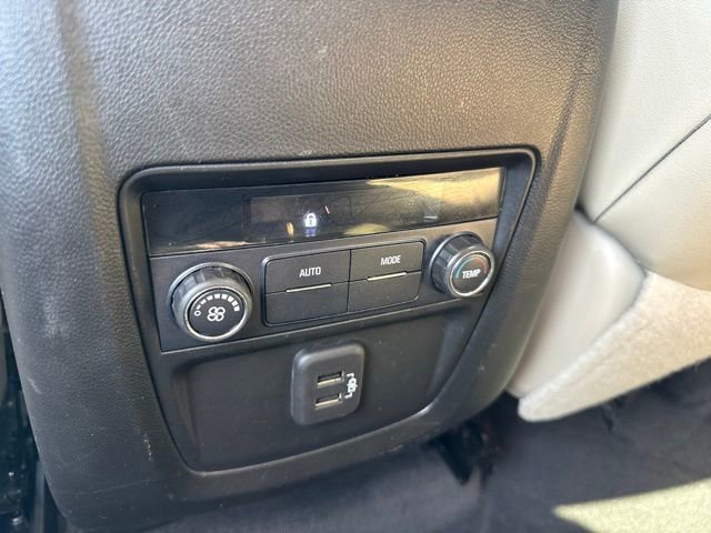 Used 2019 Buick Enclave Essence image 14