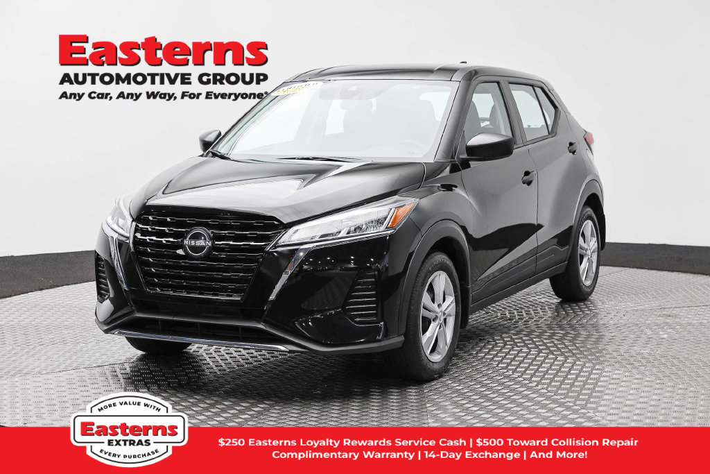 Used 2024 Nissan Kicks S FWD image 1