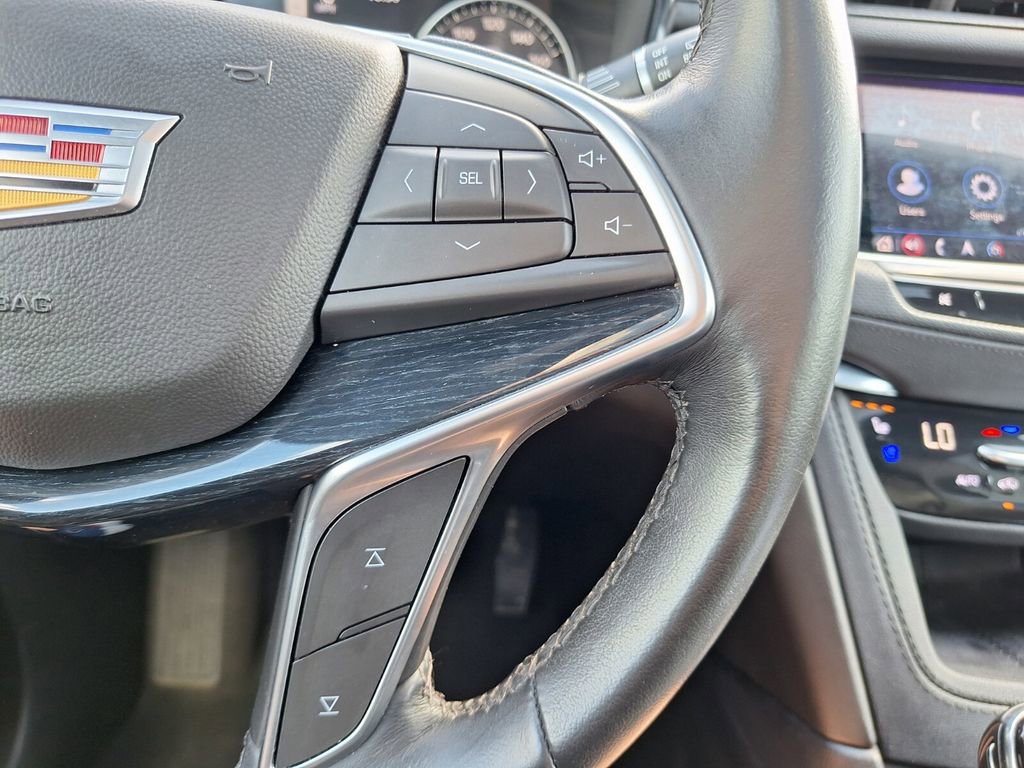 Certified 2024 Cadillac XT5 Premium Luxury image 17