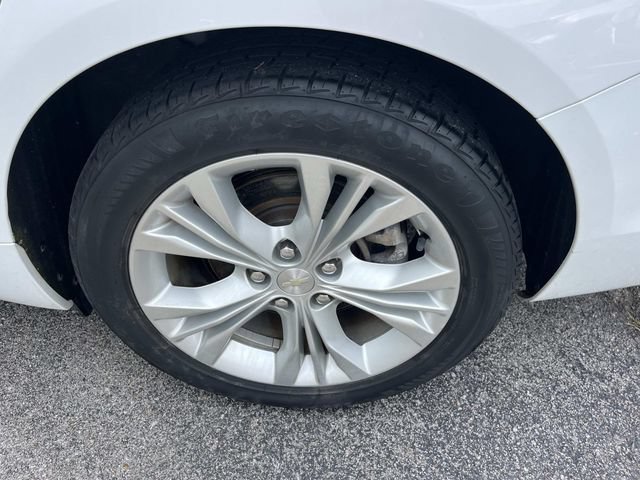 Used 2014 Chevrolet Impala LT w/ Convenience Package FWD image 11