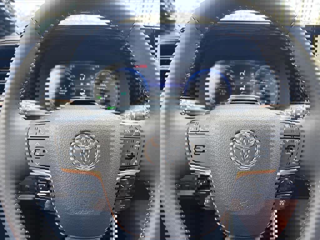 New 2026 Toyota Crown Signia image 16