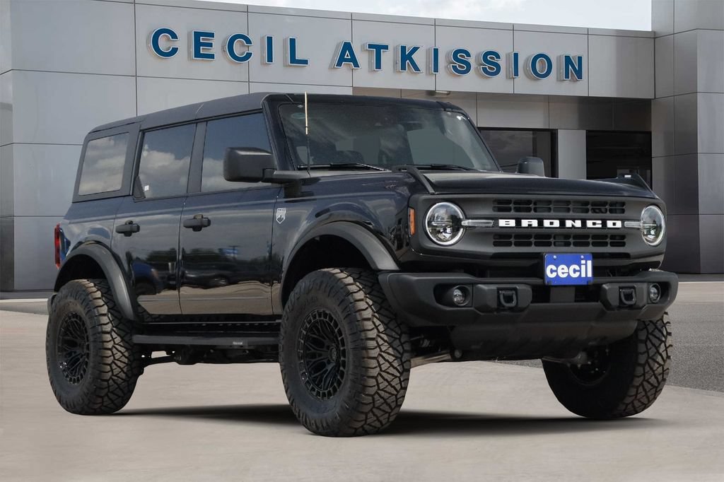 New 2026 Ford Bronco Big Bend w/ Black Diamond Package