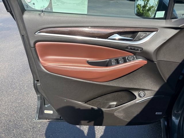 Used 2018 Buick Enclave Avenir AWD/4WD image 19