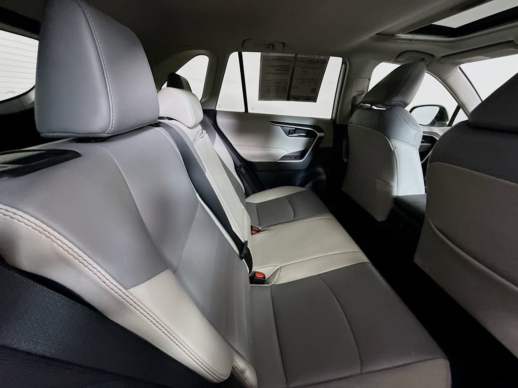 Certified 2020 Toyota RAV4 XLE Premium FWD image 26