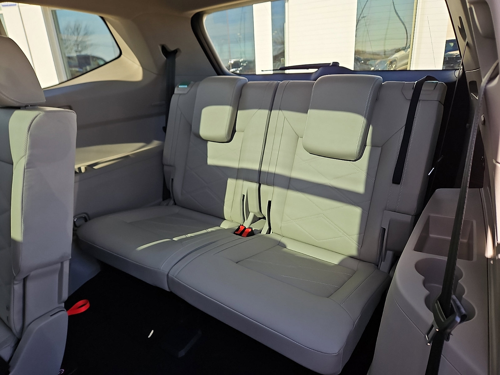 New 2025 Volkswagen Atlas SE image 9