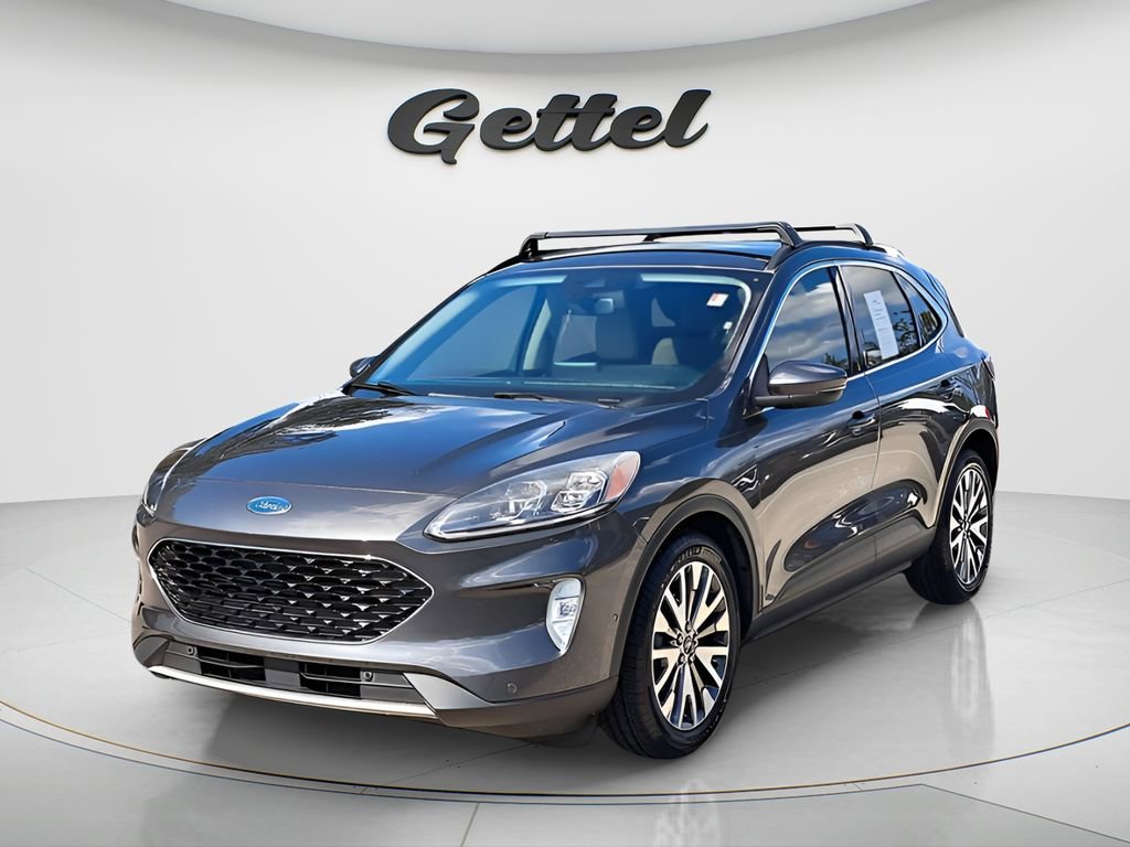 Used 2020 Ford Escape Titanium image 1