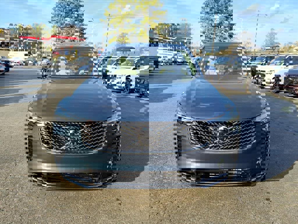 New 2026 Volvo XC90 T8 Ultra w/ Protection Package Premier image 9