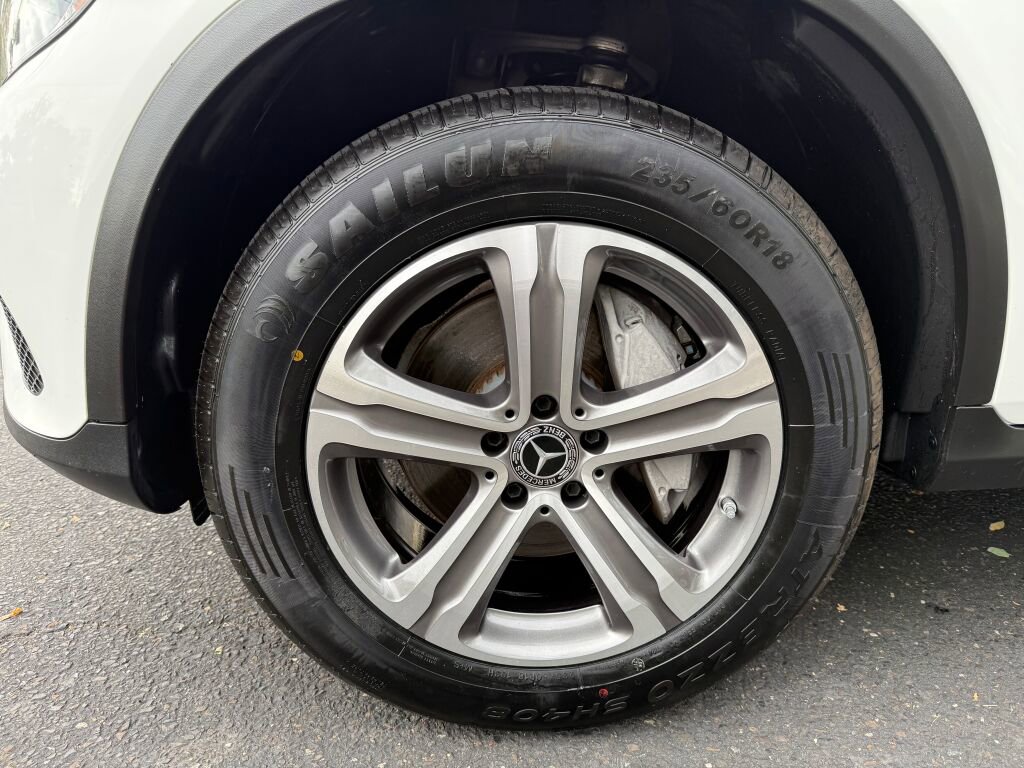 Used 2019 Mercedes-Benz GLC 300 4MATIC image 35