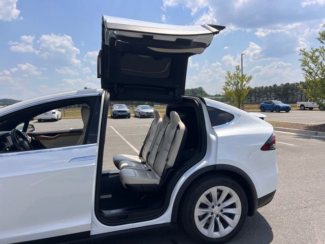 Used 2019 Tesla Model X 75D AWD/4WD image 41
