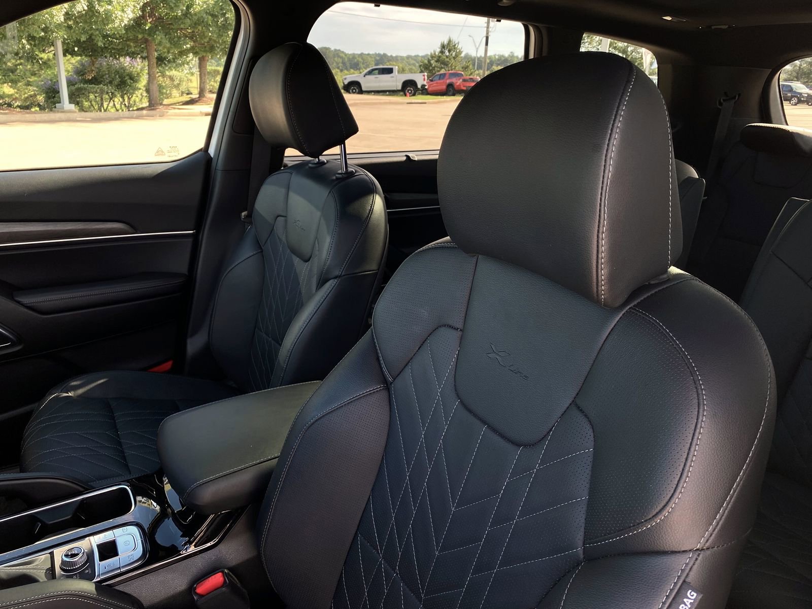 Used 2025 Kia Telluride SX X-Line AWD/4WD image 12