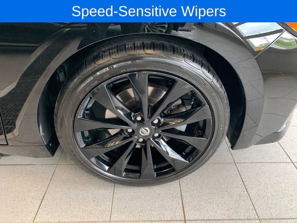 Used 2020 Nissan Maxima SR w/ Illumination Package FWD image 22