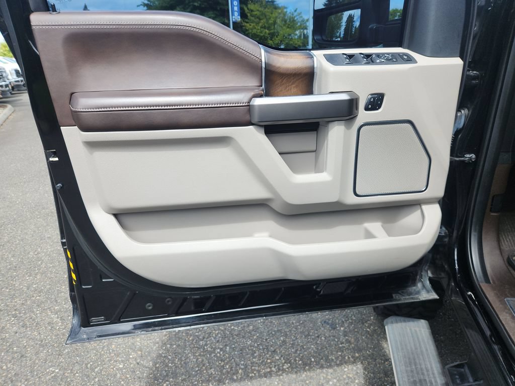 Used 2018 Ford F350 Limited AWD/4WD image 13