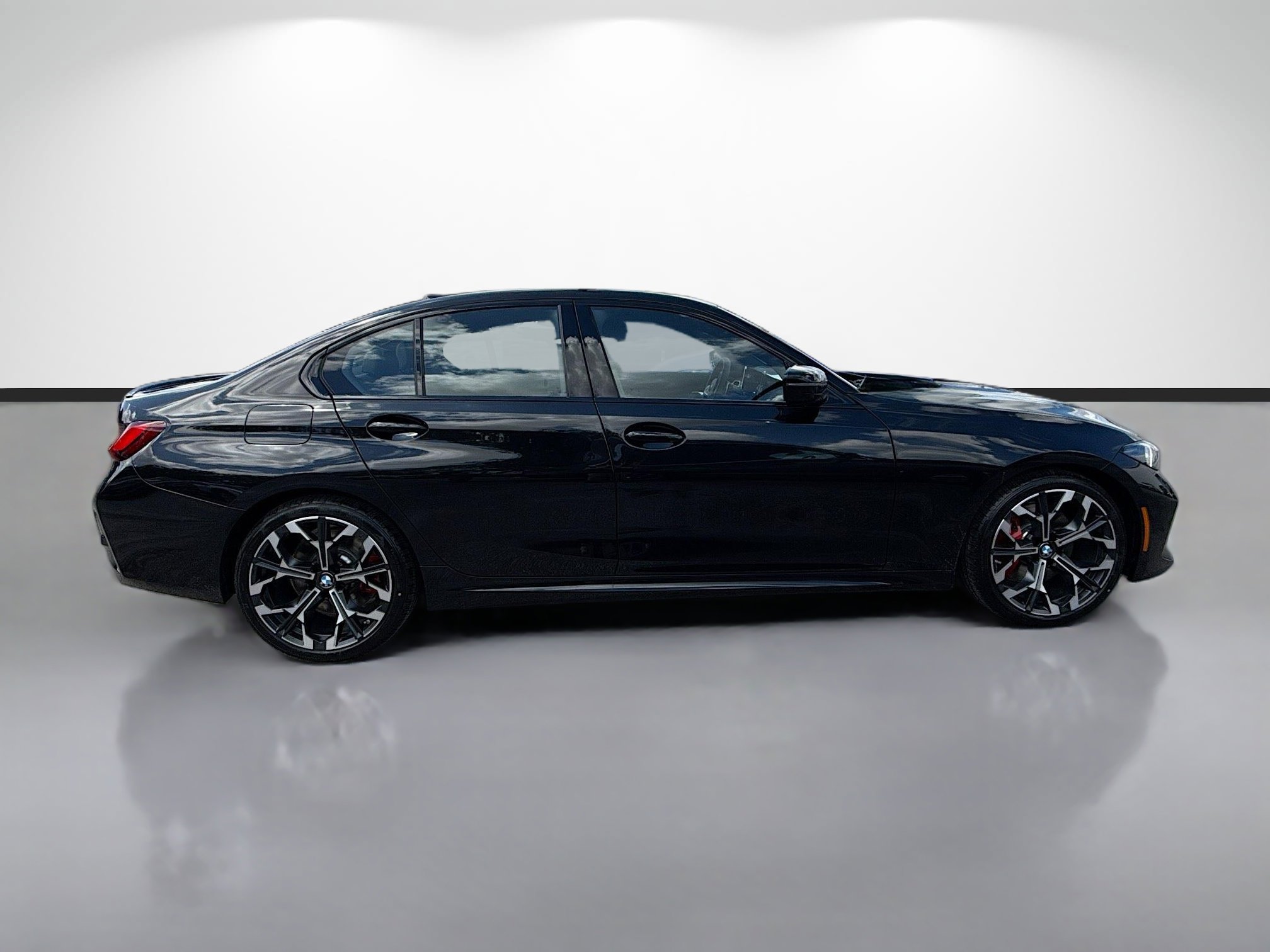 New 2026 BMW 330i Sedan w/ M Sport Package RWD image 2