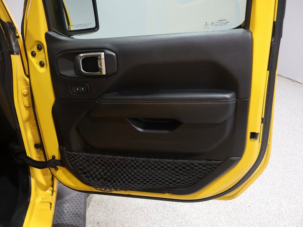 Used 2021 Jeep Wrangler Unlimited Sahara image 26