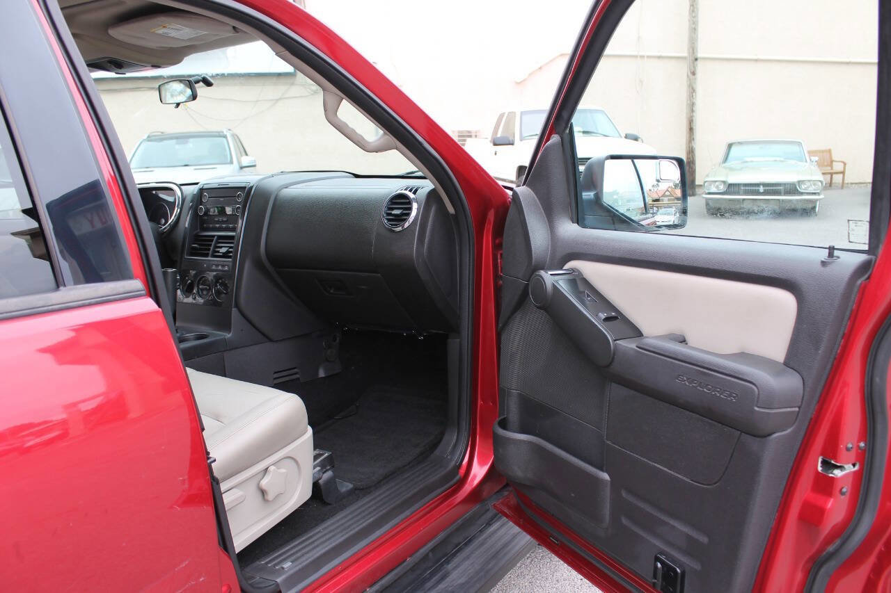 Used 2008 Ford Explorer XLT AWD/4WD image 37