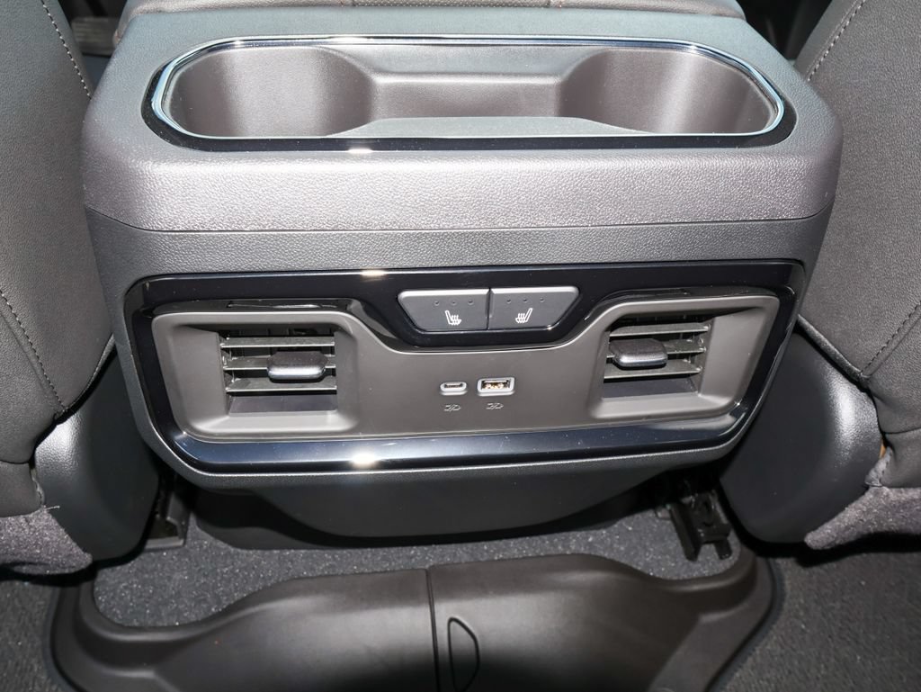 New 2026 GMC Sierra 1500 AT4 w/ AT4 Premium Package AWD/4WD image 14