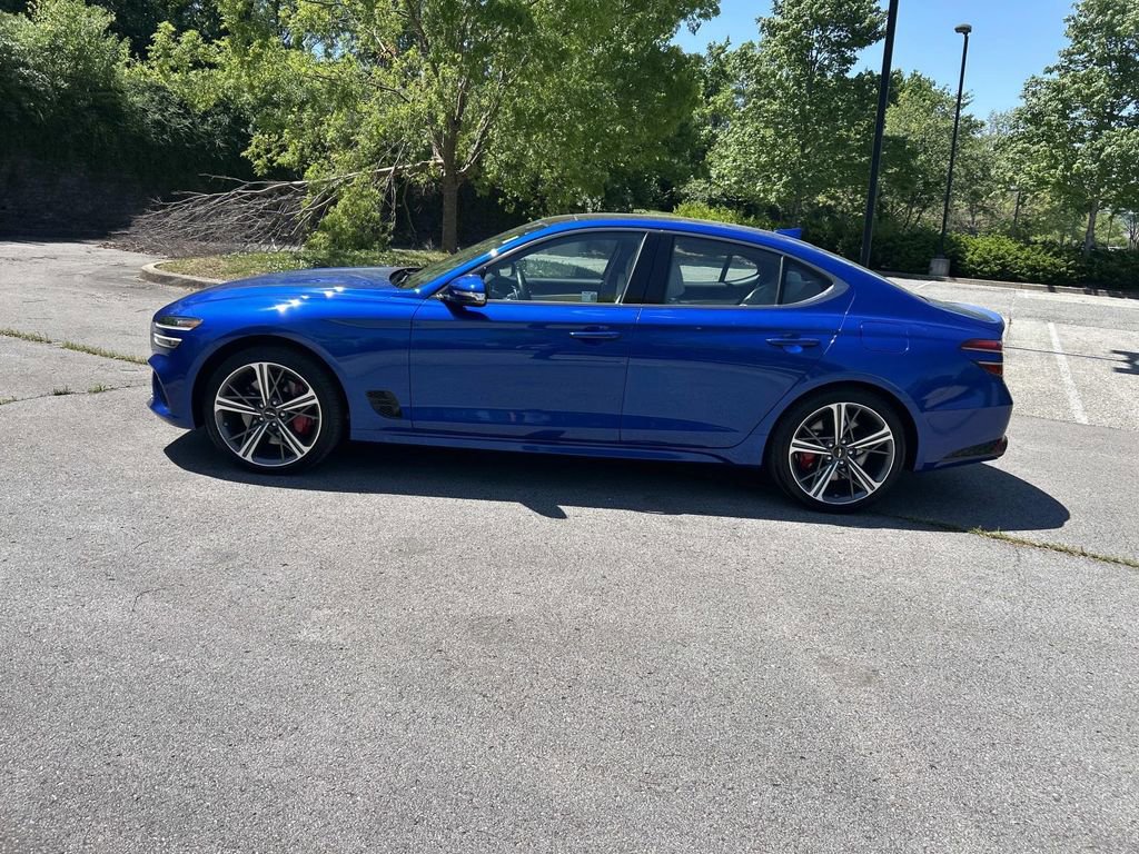 Used 2025 Genesis G70 2.5T w/ Sport Prestige Package AWD/4WD image 4