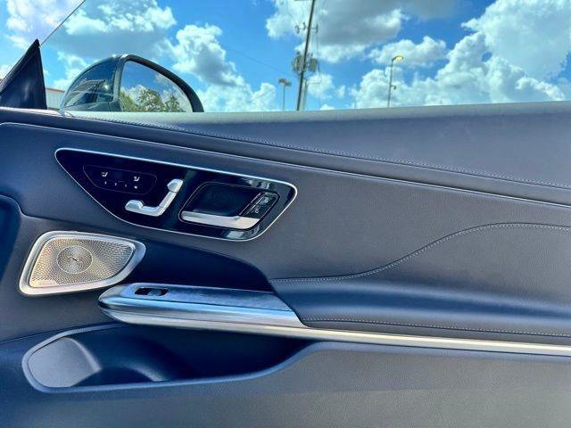 Certified 2024 Mercedes-Benz CLE 450 4MATIC Cabriolet image 29