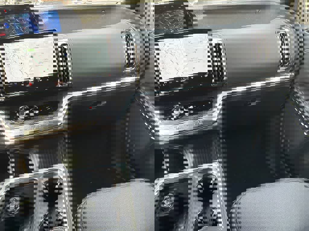 New 2026 Ford Expedition Platinum w/ Stealth Performance Package image 25