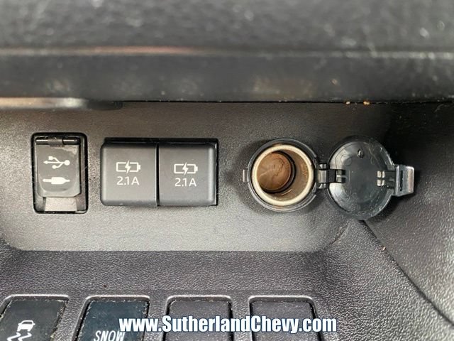 Used 2019 Toyota Highlander SE FWD image 34