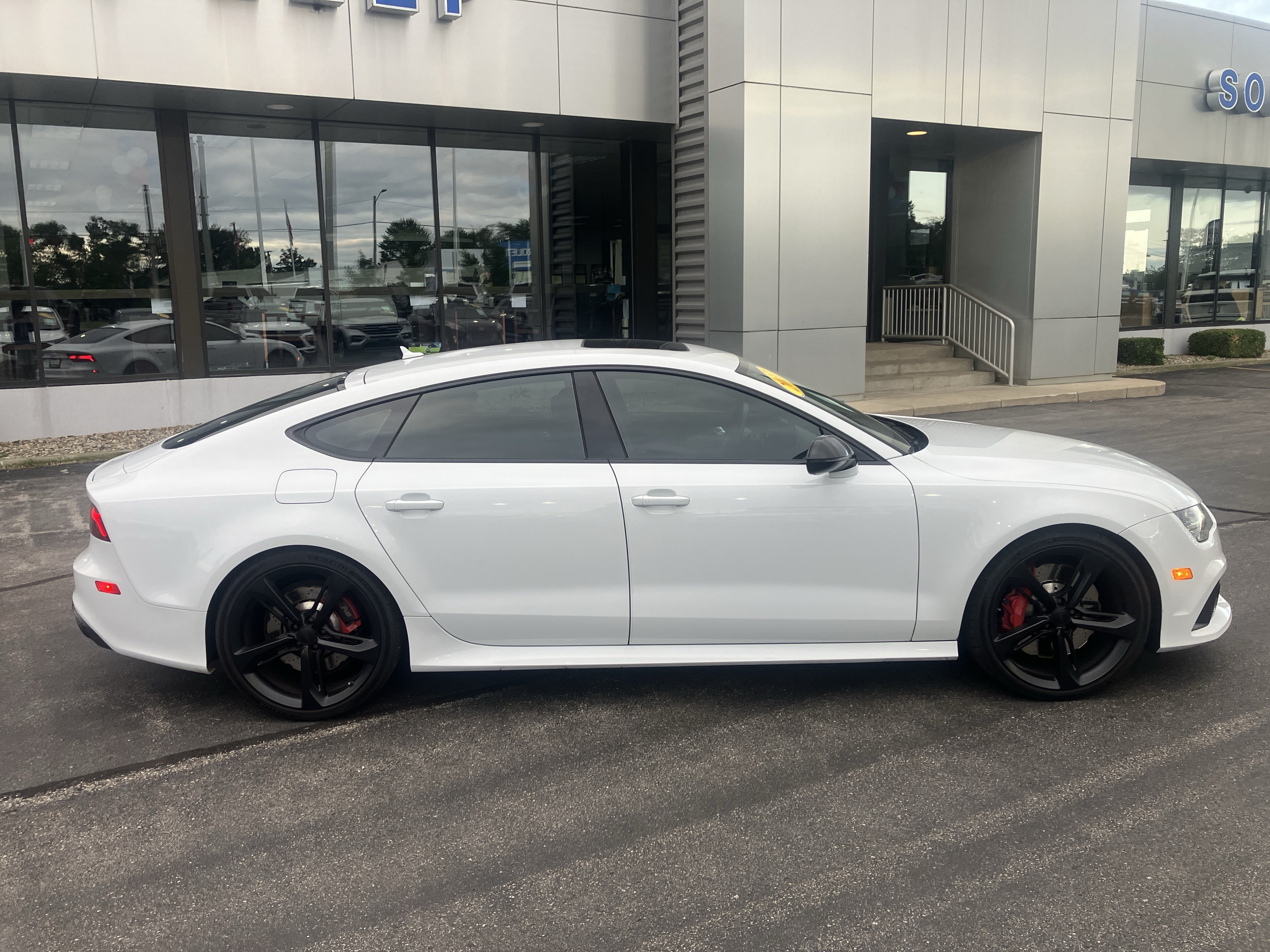 Used 2017 Audi RS 7 Prestige AWD/4WD image 8