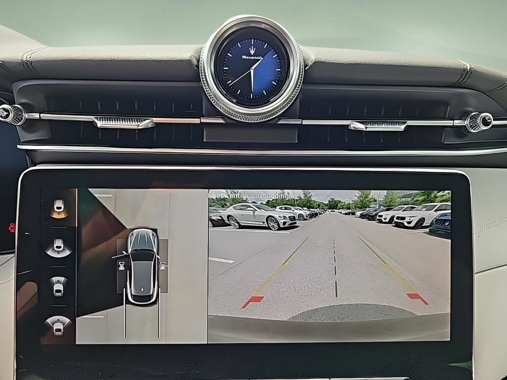 New 2024 Maserati Grecale Modena image 20