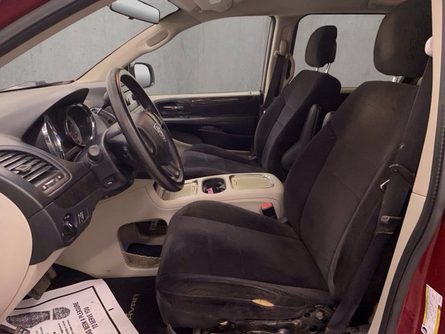 Used 2014 Dodge Grand Caravan SXT FWD image 5