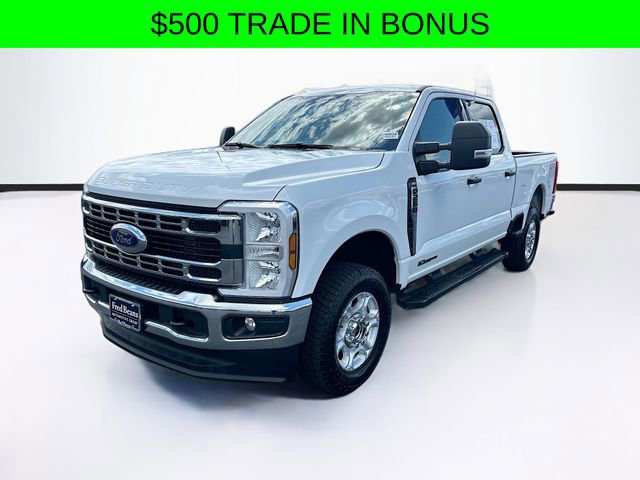 Certified 2025 Ford F250 XLT AWD/4WD image 3
