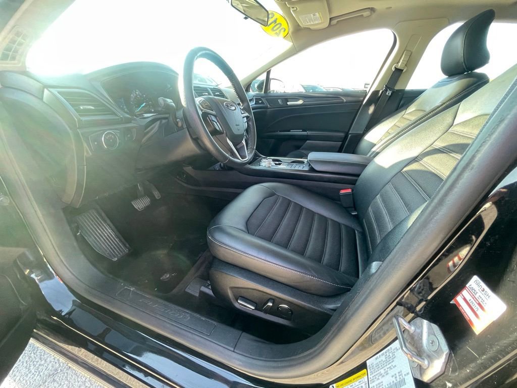 Used 2018 Ford Fusion SE w/ Equipment Group 601A image 10