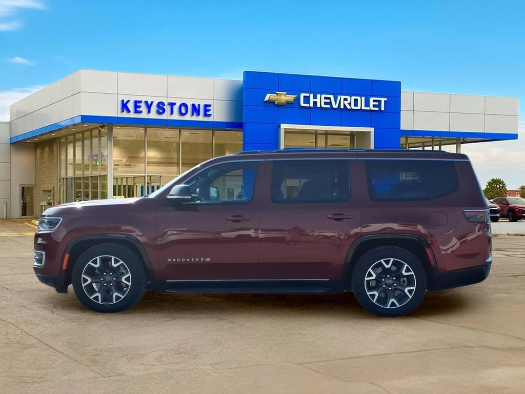 Used 2024 Jeep Wagoneer Series III AWD/4WD image 4