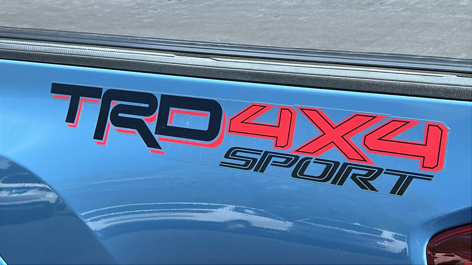 Used 2019 Toyota Tacoma TRD Sport w/ Technology Package AWD/4WD image 28