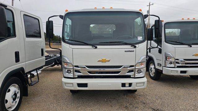 New 2024 Chevrolet Low Cab Forward 5500XG RWD image 3