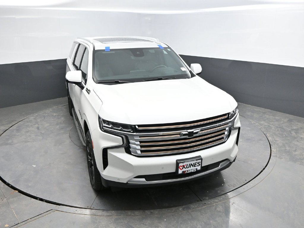 Used 2023 Chevrolet Suburban High Country w/ Max Trailering Package AWD/4WD image 24