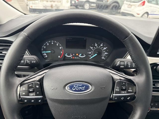Used 2022 Ford Escape SE w/ SE Sport Appearance Package image 37