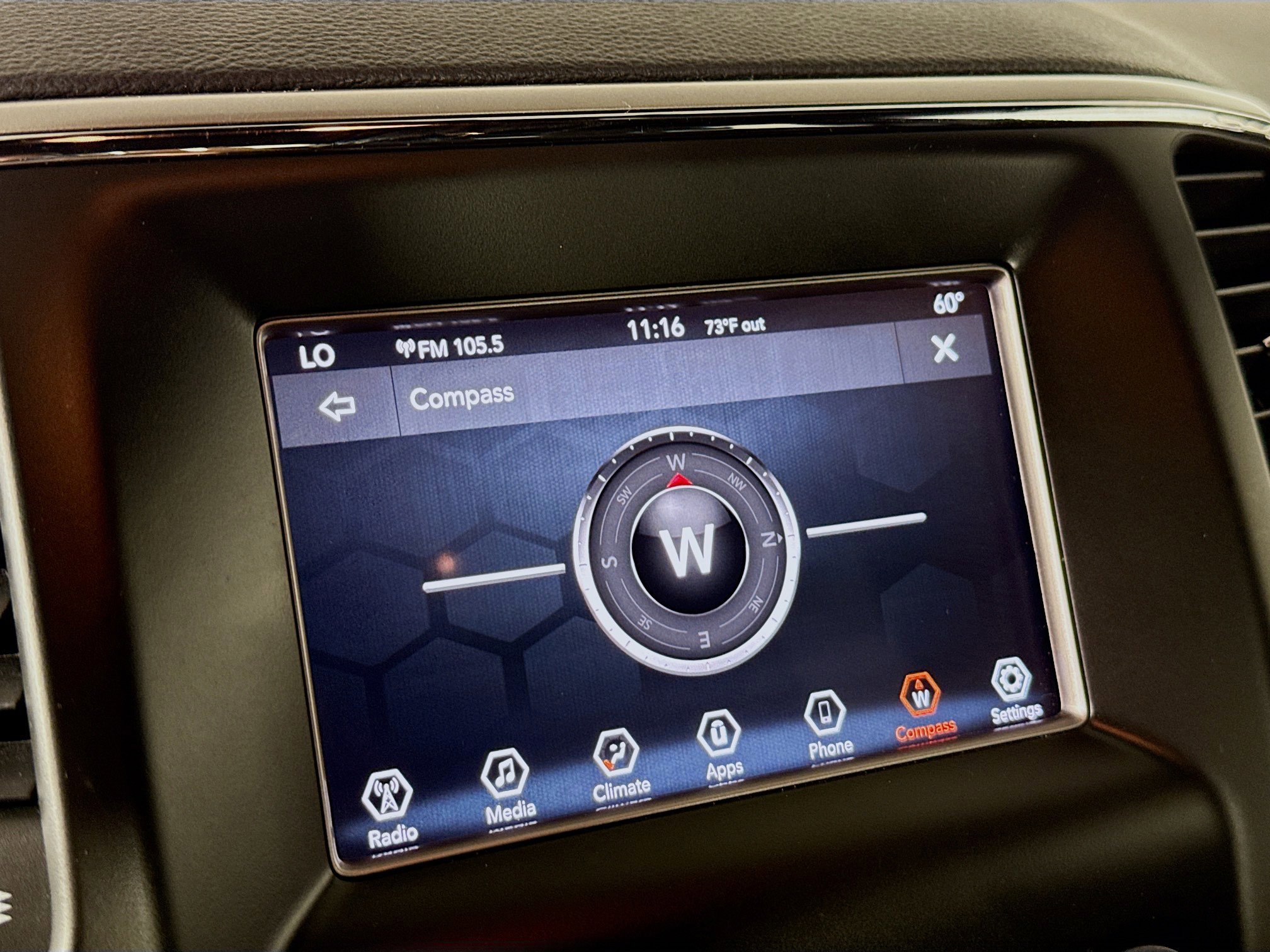 Used 2018 Jeep Grand Cherokee Laredo image 14