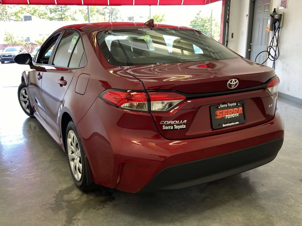 Certified 2026 Toyota Corolla LE FWD image 5