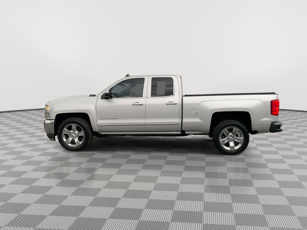 Used 2017 Chevrolet Silverado 1500 LTZ w/ Sport Package image 5