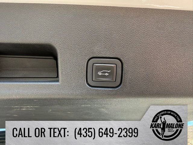 Used 2024 Chevrolet Traverse RS w/ LPO, Floor Liner Package image 36