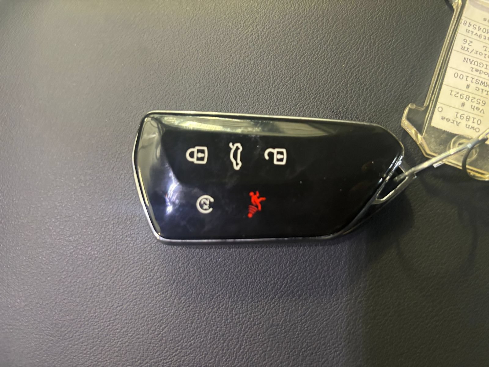 Used 2026 Volkswagen Tiguan SE AWD/4WD image 26