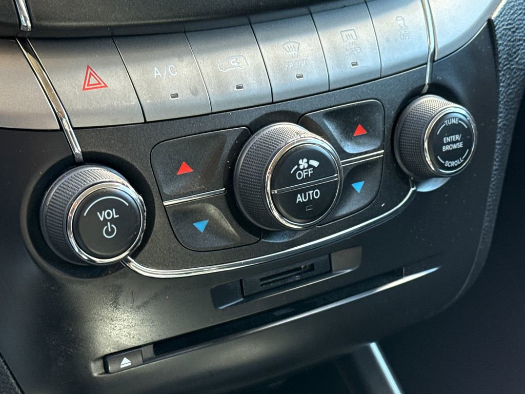 Used 2019 Dodge Journey Crossroad image 25