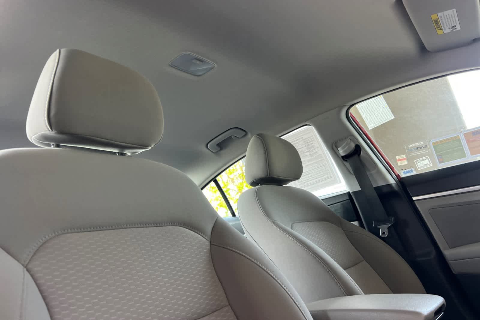 Used 2020 Hyundai Elantra SEL FWD image 16