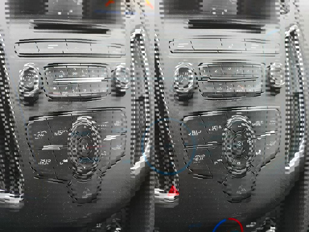 Used 2016 Ford Focus SE w/ Equipment Group 201A image 22