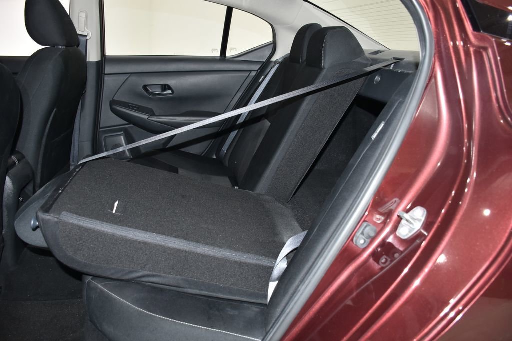 Used 2025 Nissan Sentra SV image 28