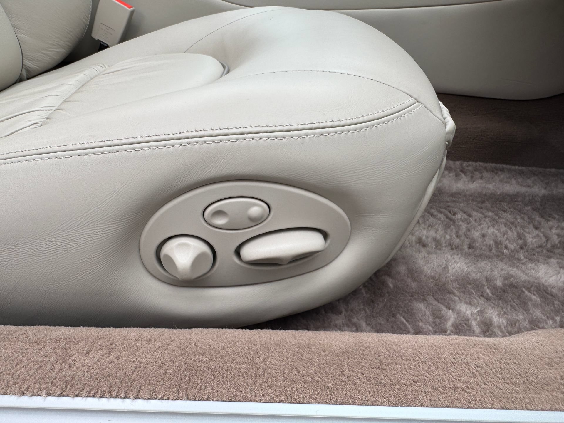 Used 2001 Jaguar XJ Supercharged RWD image 71